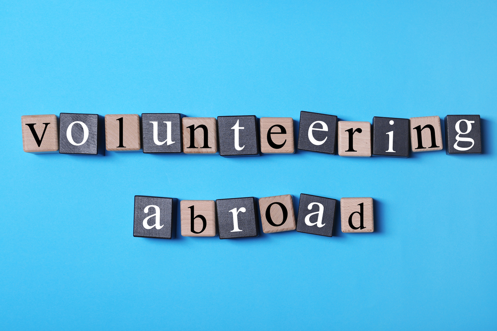 How Do I Choose the Best Volunteer Abroad Program?